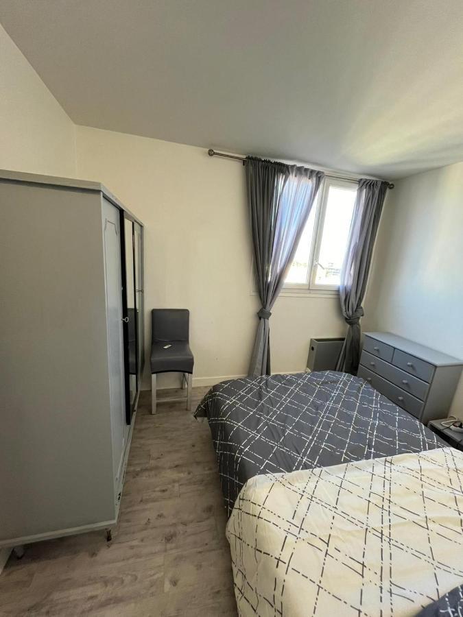 Grand Appartement Proche De Paris Chille Exterior foto