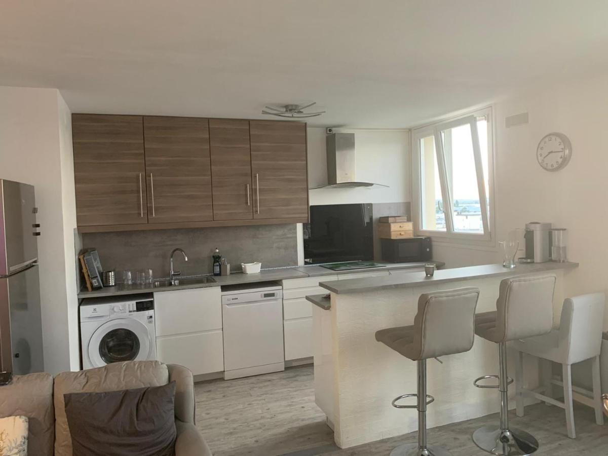 Grand Appartement Proche De Paris Chille Exterior foto